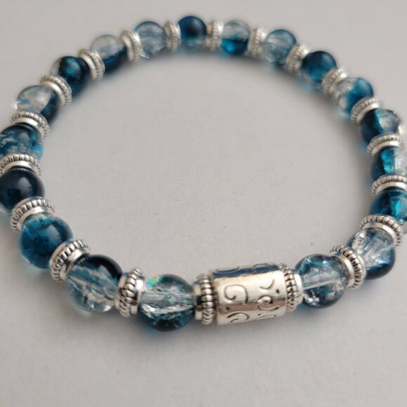 NWT Mens Blue And Silver Crackle Glass Bead Stretch Bracelet Exclusive S/M, L/XL - Picture 1 of 10